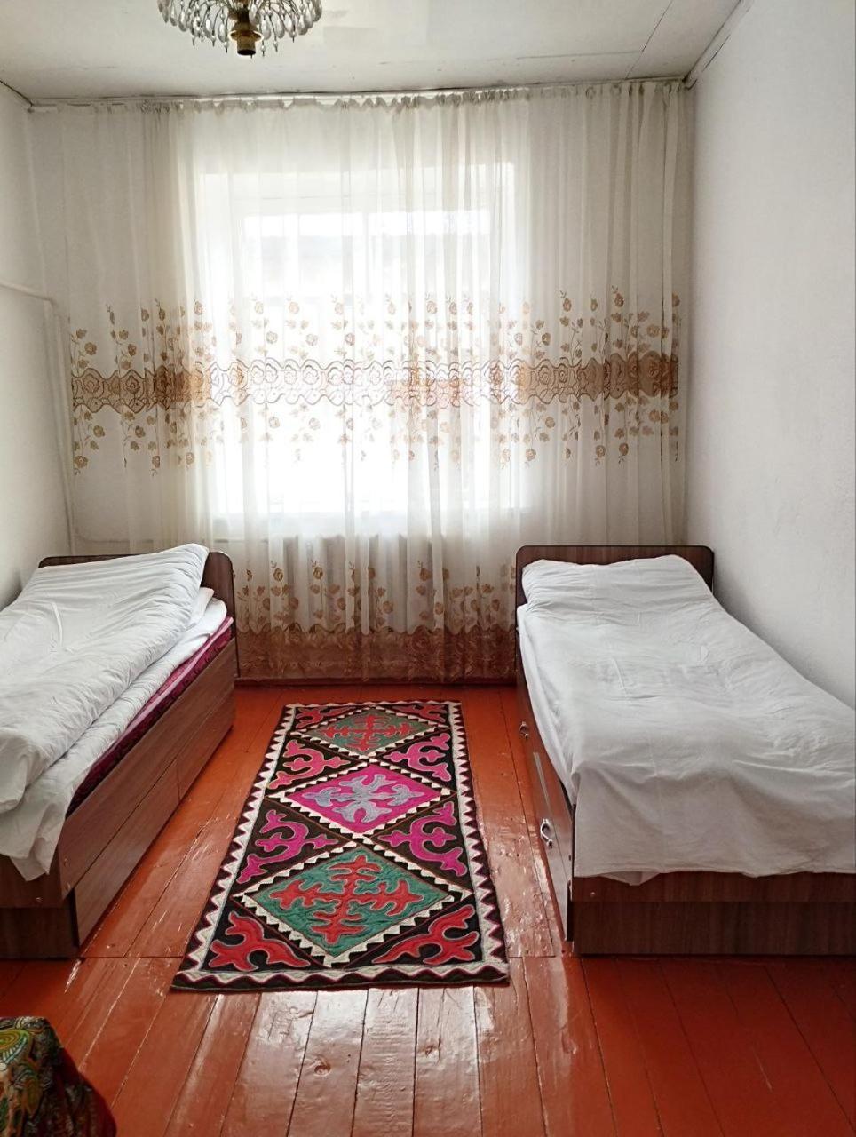 Guest House Bereke In Kyzart Village Bagysh Exterior photo